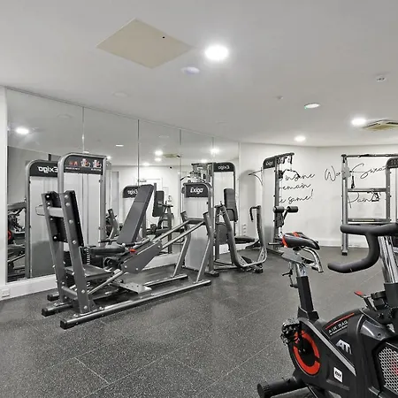 Deluxe City Centre Studio Apartment With Balcony & City Views - Free Wifi Netflix, Gym Access - Westone Sheffield Exterior photo