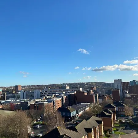 Deluxe City Centre Studio Apartment With Balcony & City Views - Free Wifi Netflix, Gym Access - Westone Sheffield Exterior photo